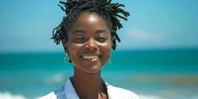 ai generado mujer en blanco camisa sonriente a el playa en un soleado día foto