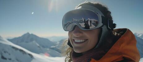 ai generado un mujer sonriente en un montaña Pendiente con esquí gafas de protección en foto