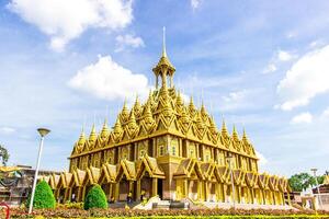 wat eso cantado uthai que yo Tailandia eso cantado templo y azul cielo hermosa atracciones foto