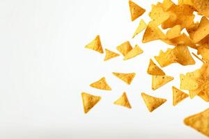 ai generado maíz papas fritas de triangular forma erigir por levitación en un blanco antecedentes generativo ai foto