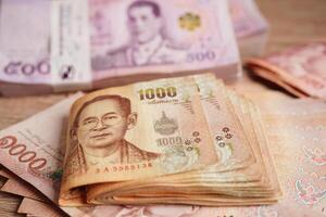 tailandés baht billete de banco dinero, inversión economía, contabilidad negocio y bancario. foto