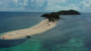 Aerial view of Maltatayoc island video