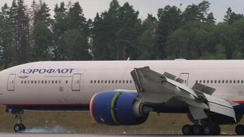 Airplane of Aeroflot landing, side view video