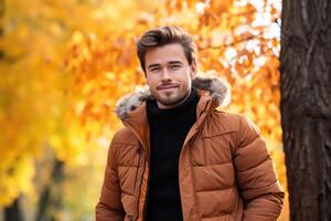 ai generado retrato de contento hombre con otoño al aire libre foto