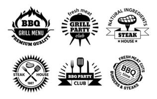 barbacoa logo. parilla y filete casa emblemas para restaurante menú. barbacoa club etiquetas con caliente parrilla, carne, salchicha y Cocinando herramientas vector conjunto