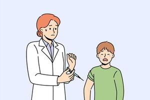 chico sufre vacuna fobia y es llorando en pie cerca mujer médico participación jeringuilla con inyección vector