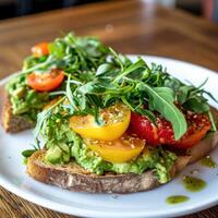 ai generado aguacate brindis con verduras y Tomates en parte superior foto