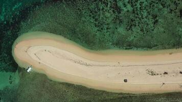 Aerial view of Maltatayoc island video