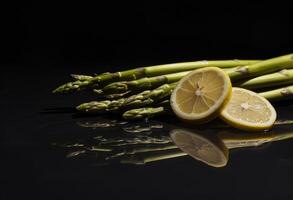 ai generado rebanado limón y amarillo espárragos, funcional estética foto