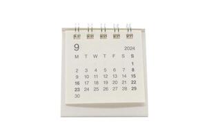 sencillo escritorio calendario para septiembre 2024 aislado en blanco antecedentes. calendario concepto con Copiar espacio. recorte camino. foto