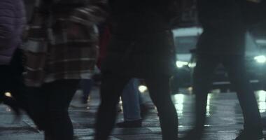 People walk in the rain video