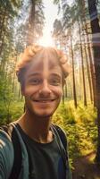 ai generativo hermoso chico es tomando un selfie al aire libre caucásico personas concepto acerca de personas naturaleza y tecnología foto