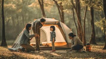 ai generativo contento familia cámping en el bosque jugando guitarra y canto juntos madre padre y hijo teniendo divertido trekking en el naturaleza sentado en frente de el tienda familia naturaleza y emigrar foto