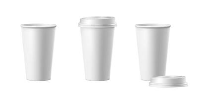 3d realistic vector icon illustration. White paper coffee cups with and withuot lid. Isolated on white background.