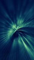 verticaal video - abstract donker blauw groen etherisch spiraal licht tunnel. lus, vol hd beweging achtergrond animatie.