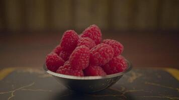 Frais baie des fruits nourriture casse-croûte avec en bonne santé vitamine et antioxydant video