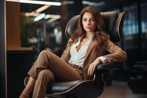 ai generado retrato de joven exitoso mujer de negocios sentado en moderno oficina mientras mirando a cámara foto