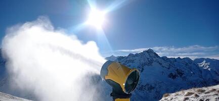 nieve cañón en operación foto