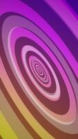 verticaal video - levendig kleurrijk herhalen cirkels patroon abstract achtergrond. deze plezier, vrolijk Purper en goud helling animatie is vol hd en een naadloos lus.