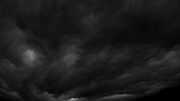oscuro Tormentoso nubes atmosférico tormenta ciclón video