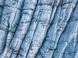 svnafellsjkull glaciar en Islandia. parte superior vista. skaftafell nacional parque. hielo y despojos mortales de el volcán textura paisaje, hermosa naturaleza hielo antecedentes desde Islandia foto