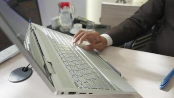 Hands of an office employee working at a computer. video
