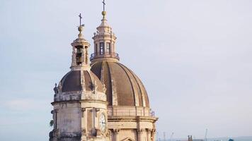 cupola di antico chiesa badia sant'agata nel catania video