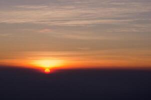 puesta de sol en Tailandia foto