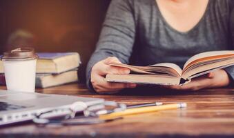 woman reading a book photo