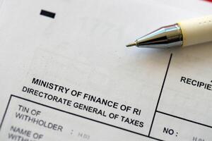 Indonesian tax form 1721 a1 Income Tax withholding art 21 for employee or recipients of pension photo