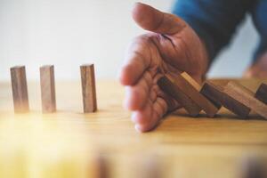 Business risks in the business. Requires planning Meditation must be careful in deciding to reduce the risk in the business. As the game drew to a wooden block from the tower photo