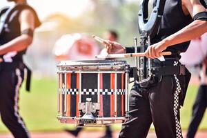 de cerca de de marcha banda bateristas de marcha foto