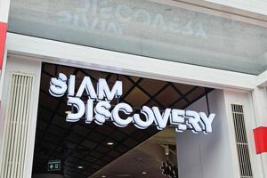 BANGKOK, THAILAND  JANUARY 25, 2024 Siam Discovery Sign. Siam Discovery is a famous shopping mall in Bangkok. It was opened in 1997. photo