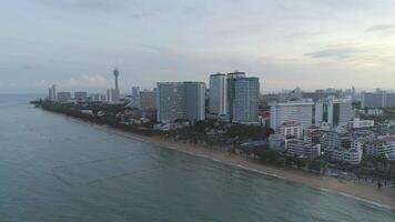 Sonnenaufgang beim Stadt Strand video