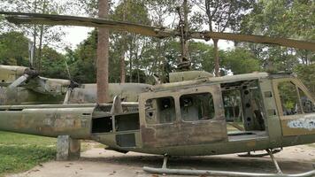 amerikanisch Hubschrauber Wrack im cu chi, Vietnam video