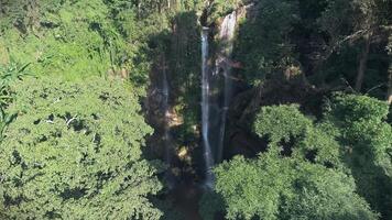 vista aérea da cachoeira video