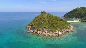 tropical îles dans le mer video