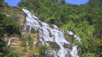 Majestic Beauty - Nam Tok Mae Ya Waterfall video