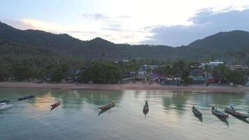 tailandese Barche su spiaggia video