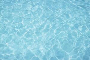 textura de agua de piscina azul foto