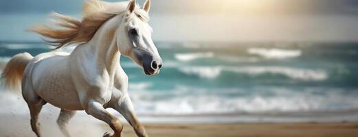 ai generado majestuoso blanco caballo corriendo en movimiento, Oceano olas estrellarse detrás en arenoso playa a amanecer. poderoso natural belleza y fortaleza. panorama con Copiar espacio. foto