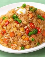 ai generado delicioso picante caliente vegetal frito arroz ai generado foto