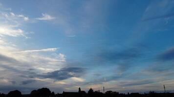 plus magnifique ciel et des nuages plus de Angleterre uni Royaume video