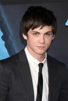 Logan Lerman arriving at the Los Angeles Premiere of Avatar Grauman's Chinese Theater Los Angeles,  CA December 16, 2009 photo