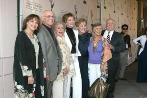 Valerie Harper, Gavin MacLeod, Betty White, Mary Tyler Moore, Ge photo