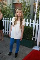 jennette mccurdy llegando a el acampar ronald McDonald evento en el backlot de universal estudios, en los ángeles, California en octubre 26, 2008 foto