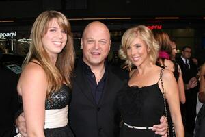 Autumn, Michael, and Michelle Chiklis arriving at the premiere of Eagle Eye at Mann's Chinese Theater in Los Angeles ,CA on September 16, 2008 photo