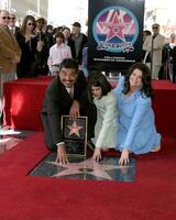 Jorge lopez, esposa ana, y hija maya Jorge lopez estrella en hollywood caminar de fama hollywood tierras altas los ángeles, California enero 29, 2006 foto