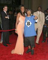 Kelly Rowland Bow Wow 2005 American Music Awards Shrine Auditorium Los Angeles, CA November 22, 2005 photo