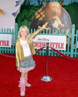 kathryn Newton todas mi niños pollo pequeño estreno el Capitán teatro los ángeles, California octubre 30, 2005 foto